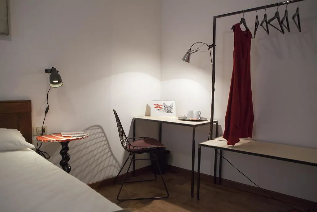 B&B Gallery Bérgamo Alojamento de Acomodação e Pequeno-almoço